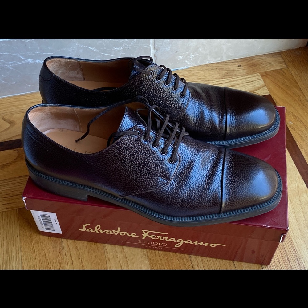 Brand new Men Ferragamo shoes size 11